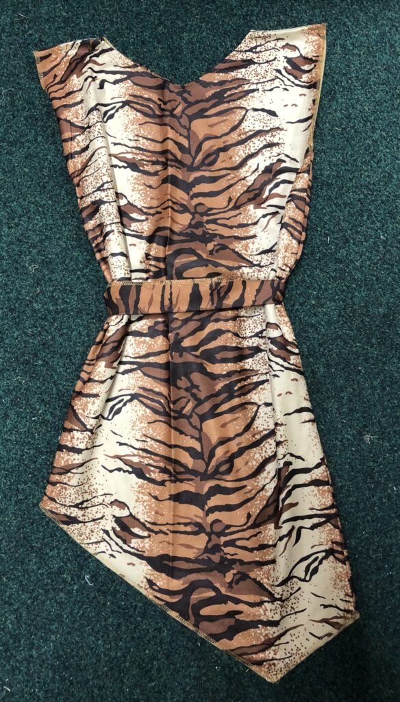 Cave - Stone Age costume 7-9 (Hire)